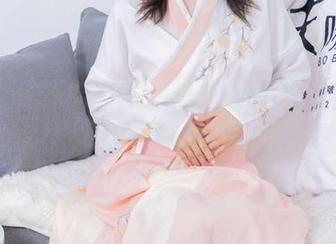 袜啵啵 – 小甜豆的短黑丝教科书,全集下载让你变身“丝袜达人”!