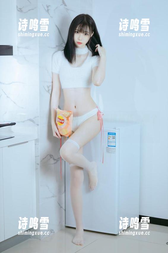 许岚LAN泳装高清资源，挑挑拣拣，哪个更戳你？
