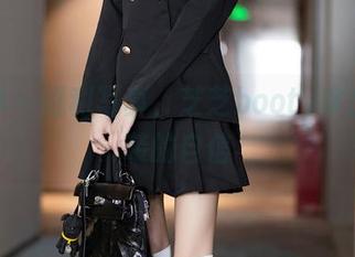 语画界 – 福利写真，芝芝booty拿出职业装的自信