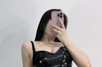 微密圈 – 图包上架，铁锤姐姐的黑丝美图让我心中泛起了不知名的波澜