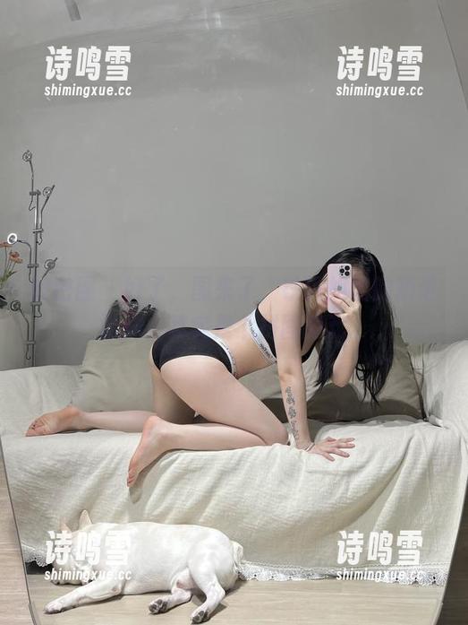 微密圈 - 好了，图来了，铁锤姐姐的精选学妹，其实是个拼图游戏。
