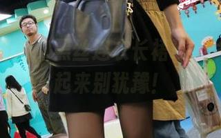 在魔镜街拍,黑丝连衣长裙已上线,下载起来别犹豫!