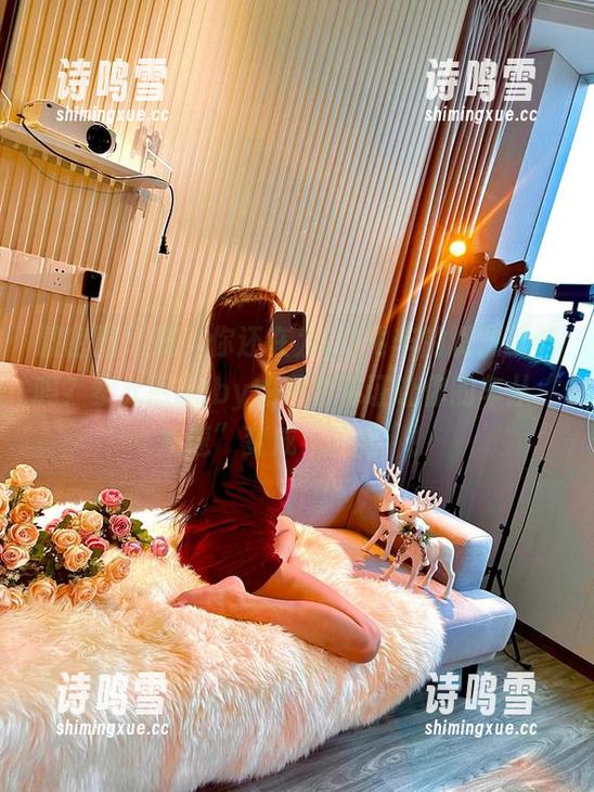 微密圈 - 嗨，你还在为QQ飞车的资源苦恼吗？黎允熙baby的图包保证让你的车从“龟速”变成“闪电”！