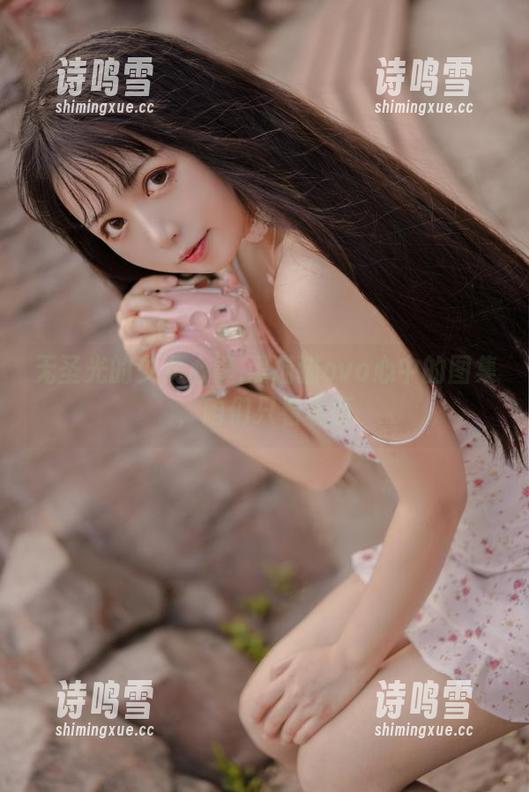 无圣光的少女心事,黑猫猫ovo心中的图集，咱们只看表面